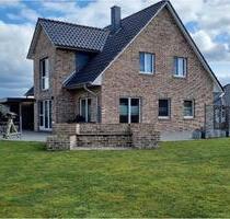 Einfamilienhaus zur Vermietung - 1.850,00&nbsp;EUR Kaltmiete, ca.&nbsp; 156,00&nbsp;m&sup2; in Hanerau-Hademarschen (PLZ: 25557)