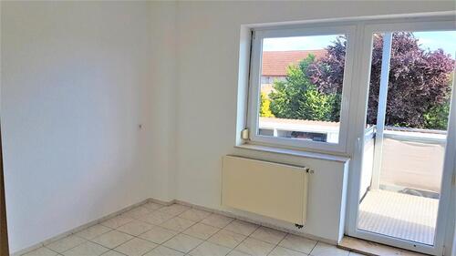 Foto - 4 Zimmer Wohnung schön, hell, zentrumsnah, ruhige Lage, sparsam