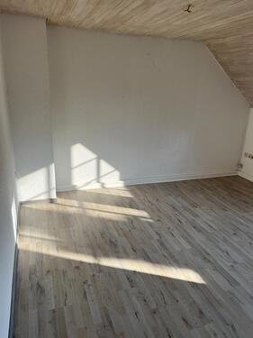 Foto - 2 Zimmer Dachgeschoßwohnung zur Miete in Rotenburg an der Fulda