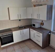 Zweiraumwohnung - 324,00&nbsp;EUR Kaltmiete, ca.&nbsp; 59,00&nbsp;m&sup2; in Hohenstein-Ernstthal (PLZ: 09337)