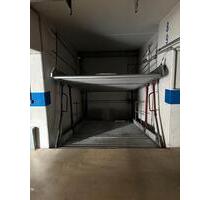 Stellplatz Tiefgarage ( Autoaufzug ) - Kelsterbach