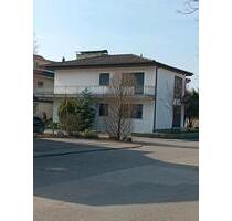 Wohnung zu Vermieten - 1.400,00&nbsp;EUR Kaltmiete, ca.&nbsp; 106,00&nbsp;m&sup2; in Bickenbach (PLZ: 64404)