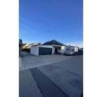 Einfamilienhaus Bungalow - 1.049.000,00&nbsp;EUR Kaufpreis, ca.&nbsp; 135,00&nbsp;m&sup2; in Mössingen (PLZ: 72116)