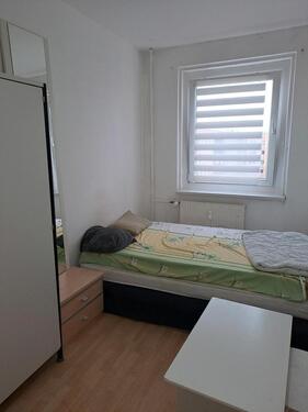 Foto - Helles Zimmer in 2-Zimmer-Wohnung mit Balkon
