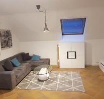 Charmante, möblierte 1,5-Zimmer-Dachgeschosswohnung in Bonn-Beuel