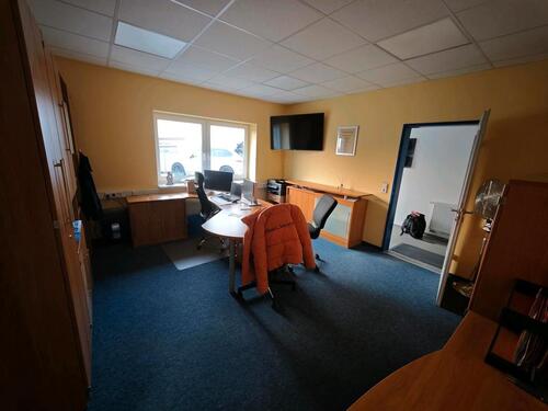 Foto - Bürofläche zu vermieten - 273,00&nbsp;EUR Kaltmiete, ca.&nbsp; 13,00&nbsp;m&sup2;