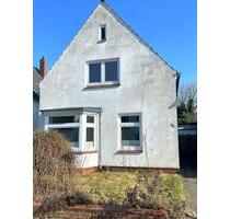 Charmantes Einfamilienhaus mit großem Garten nahe Stadtzentrum - Husum