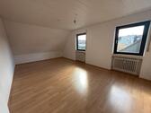 Foto - Dachgeschoßwohnung in Bruchköbel zur Miete