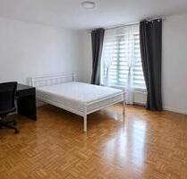 Großes Zimmer in Frauen-WG (NUR an Frauen zu vermieten) - Berlin Treptow-Köpenick
