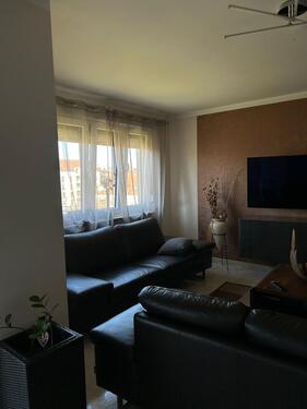 Foto - Frau Chantzara - 350.000,00 EUR Kaufpreis,