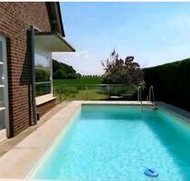 Einfamilienhaus mit Blick auf Feld und Wald - Laer