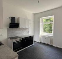 MODERNE 2 RAUM-WOHNUNG MIT EBK – Sofort einziehen & wohlfühlen! - Chemnitz Bernsdorf