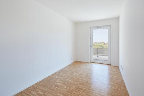 Foto - Großzügige 4-Zimmer Wohnung mit Balkon zu vermieten!