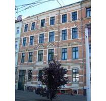 zentral gelegen mit Balkon - 325,00&nbsp;EUR Kaltmiete, ca.&nbsp; 64,55&nbsp;m&sup2; in Zwickau (PLZ: 08056)