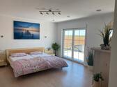 Foto - Doppelzimmer mit Bad und Küchenbenutzung in den Sommerferien