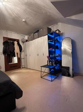 Foto - Dachgeschoßwohnung in Frankfurt am Main zur Miete