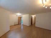 Foto - Etagenwohnung zur Miete in Neukirchen/Pleiße
