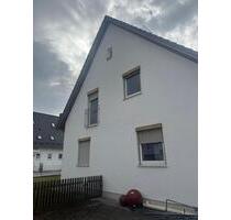 3 Zimmer Dachgeschosswohnung - 800,00&nbsp;EUR Kaltmiete, ca.&nbsp; 103,00&nbsp;m&sup2; in Rottenburg an der Laaber (PLZ: 84056)