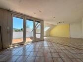 Foto - Großzügige 4-Zimmer-Dachgeschosswohnung mit Schwarzwald-Blick