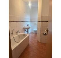 1 Zimmer Wohnung mit Balkon - 358,00&nbsp;EUR Kaltmiete, ca.&nbsp; 32,50&nbsp;m&sup2; in Hoyerswerda (PLZ: 02977)