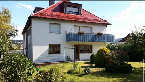 Foto - Gepfl. 3,5 Zi.-Whg mit Balkon und viel Tageslicht in Lohr zvm.