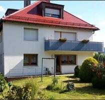 Gepfl. 3,5 Zi.-Whg mit Balkon und viel Tageslicht in Lohr zvm. - Lohr am Main