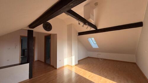 Foto - 2 Zimmer Dachgeschoßwohnung zur Miete in Wertheim