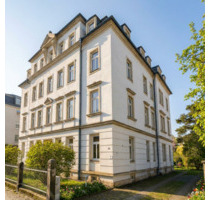 Frisch sanierte 4-Zimmer Wohnung mit Balkon im 2. OG in Dresden-L