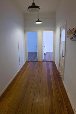 Foto - Sehr großzügige 5 12 Zimmer Wohnung zur WG Neugründung