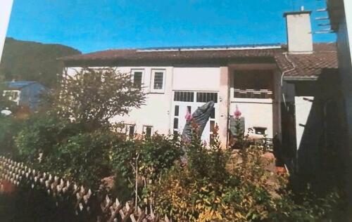 Foto - 8 Zimmer Mehrfamilienhaus, Wohnhaus zum Kaufen in Klingenmünster