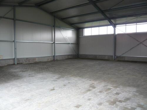 Foto - Wohnwagenstellplatz in Isolierter Halle