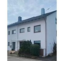 DHH mit ausgebautem DG - 480 qm GST - Olching