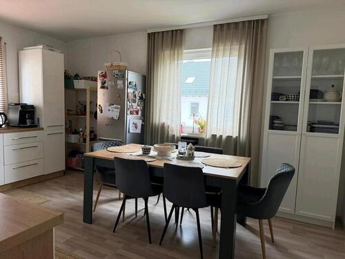 Foto - 4 Zimmer OG Wohnung - 880,00&nbsp;EUR Kaltmiete, ca.&nbsp; 100,00&nbsp;m&sup2;