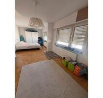 2 Zimmer Wohnung mit zusätzlichen Studiozimmer DG - Heidelberg Kirchheim 2 Zimmer Wohnung mit zusätzlichen Studiozimmer DG - Heidelberg Kirchheim