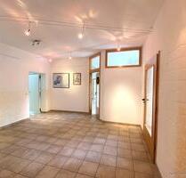 Ansprechende Büroeinheit mit zwei Räumen innerhalb einer Bürogemeinschaft - Adelheidsdorf