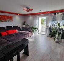 3-Zimmer-Wohnung in Top-Lage mit großem Balkon,Garage & Weitbli - Villingen-Schwenningen Kopsbühl