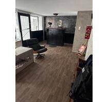 Tattoo studio - 500,00 EUR Kaltmiete, in Leonberg (PLZ: 71229)