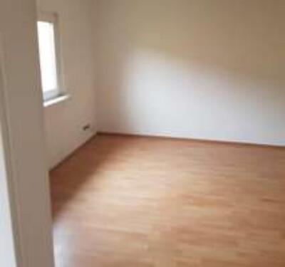 Foto - 188.01 Schöne 4 ZKB Wohnung Bebelstr. 46 in Idar-Oberstein