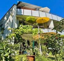 Wunderschöne 4-Zimmer Erdgeschosswohnung mit Garten direkt am Bach in Starnberg