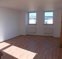 2 Zimmer Wohnung Rengsdorf-Zentrum, Aufzug, Südbalkon