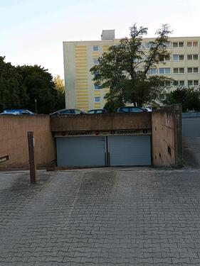 Foto - Tiefgaragenstellplatz zu vermieten (Spandau)