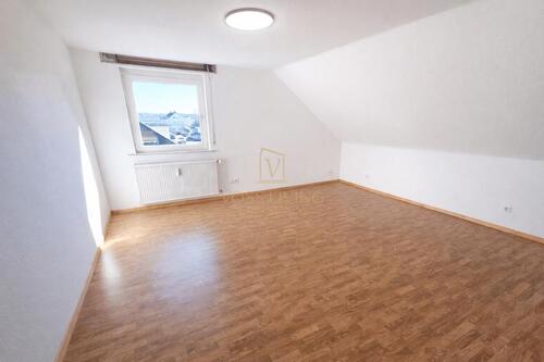 Foto - Dachgeschoßwohnung in Karben zur Miete