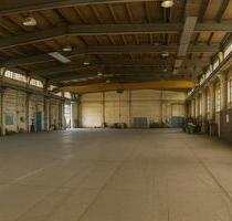Lager Hallenfläche Stellplatz Wohnmobil PKW Wohnwagen Eisenach