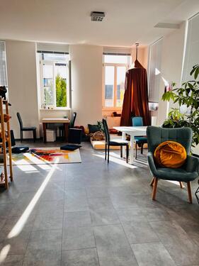 Foto - Heller 60qm Praxisraum Freiburg Haslach