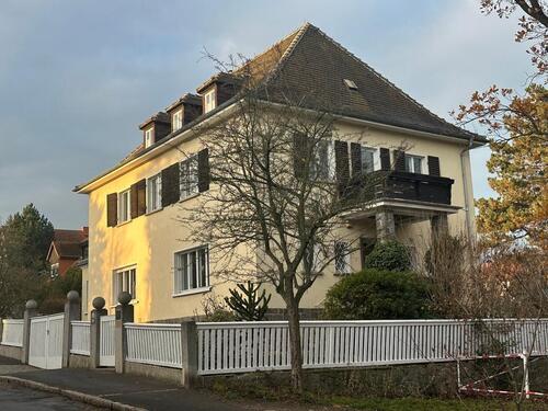 Foto - Lichtdurchflutete Villenetage - WohnenGewerbe befristetVerläng.