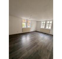 2 Zimmer, Küche, Bad, 80qm, Sontra Innenstadt zu vermieten