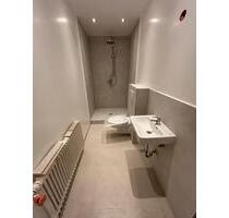 ***Kernsanierte 2-Zimmer-Wohnung mit Einbauküche und Terrasse in Wuppertal***