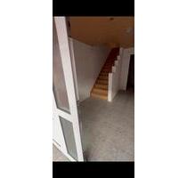 6 Zimmerwohnung - 1.350,00&nbsp;EUR Kaltmiete, ca.&nbsp; 120,00&nbsp;m&sup2; in Albstadt (PLZ: 72461) Gemarkung Onstmettingen