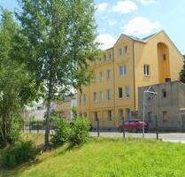 Gemütliche, kleine 1-Zimmer-Wohnung im Erdgeschoss * mit neuem Laminatboden, sep. Küche & Badewanne - Limbach-Oberfrohna
