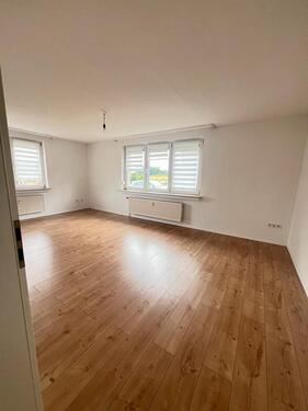 Foto - Ruhige 3 Zimmer Wohnung in 2 Parteienhaus